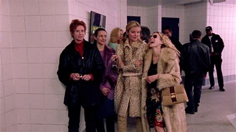 gucci purse carrie bradshaw